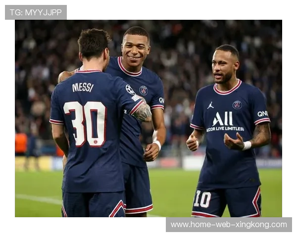 法甲巴黎传控节奏十分流畅,前场连续创造机会